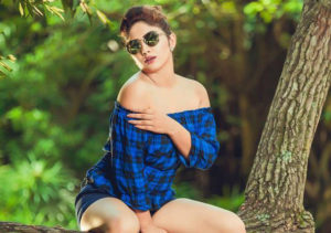 Nishi Samaraweera Hot in Blue Short